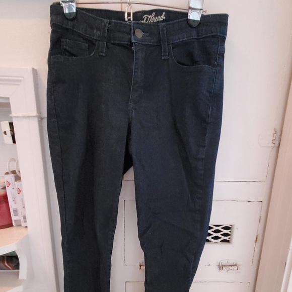 Universal Thread Dark Straight Fit Jean - Picture 1 of 4